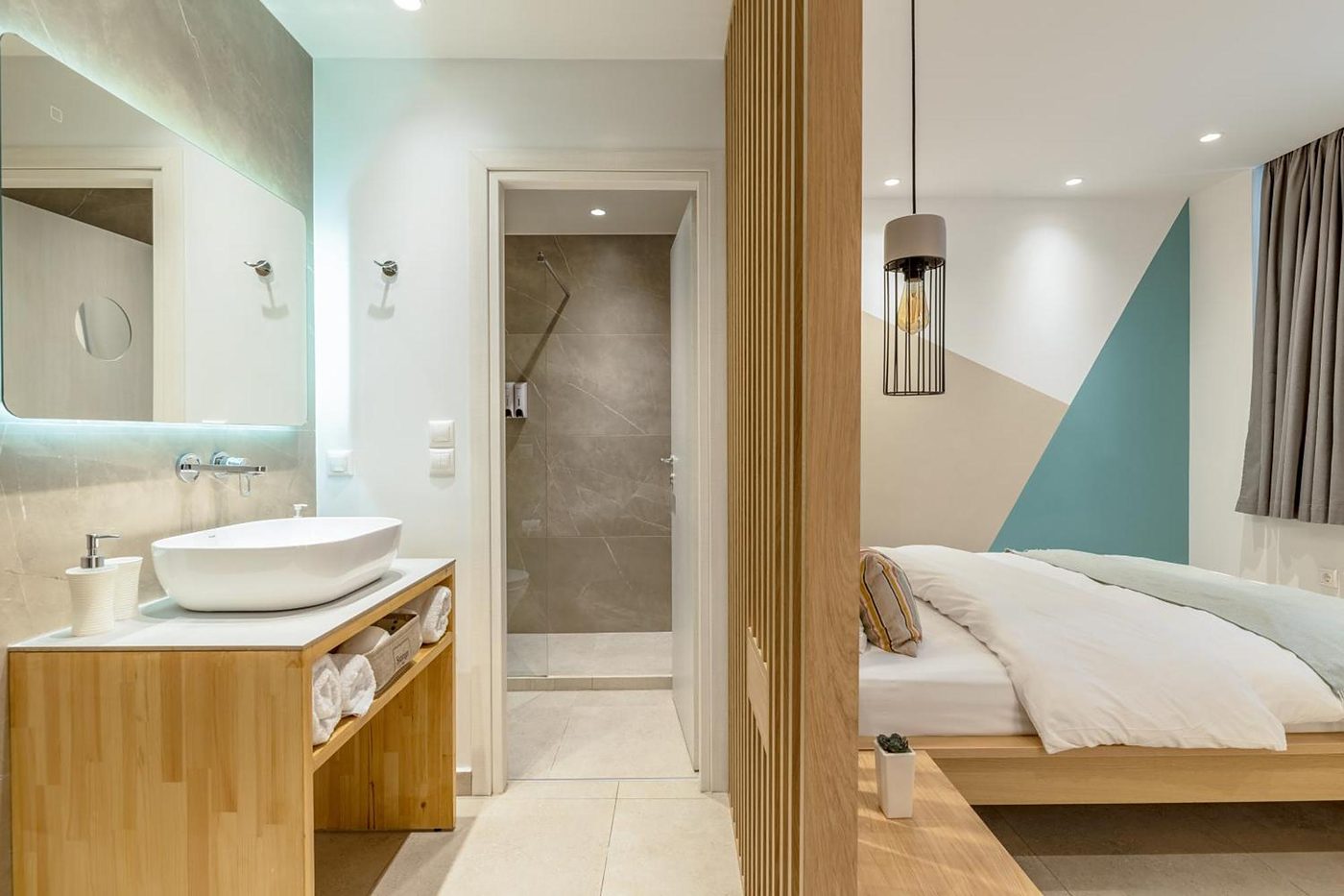 Studio Three, Even the bathroom looks back at an angle.