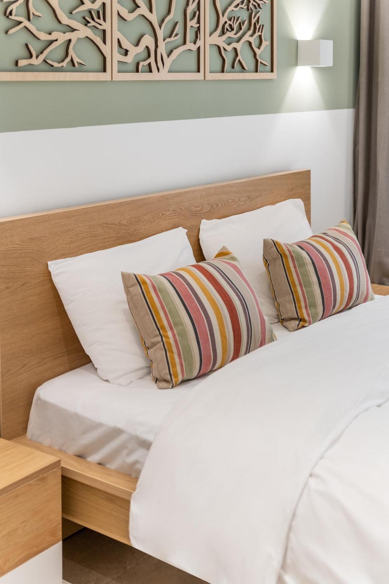 Studio Five, One branch panel, plenty of pillows.